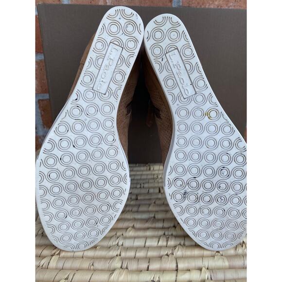 Linea Paolo Felicia Tan Suede Wedge Sneaker Boots Elastic Zipper Womens 7.5 M - Picture 6 of 9